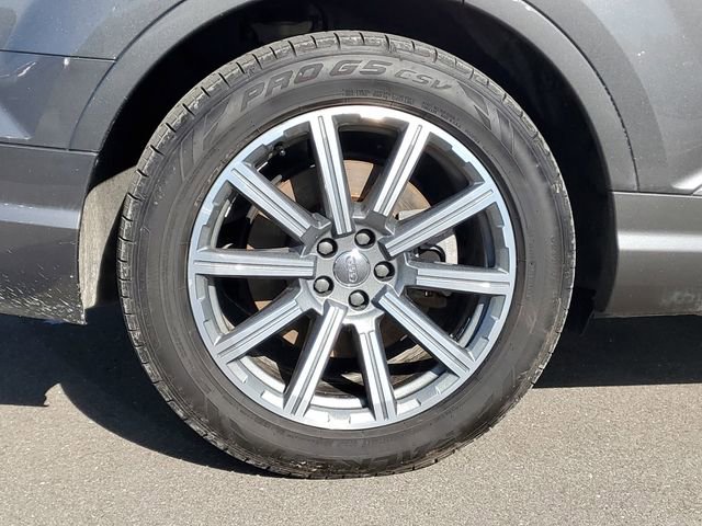Used 2018 Audi Q7 3.0T Prestige AWD/4WD image 5