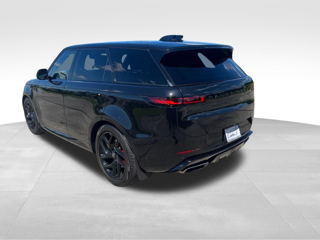 Used 2024 Land Rover Range Rover Sport Dynamic SE AWD/4WD image 3
