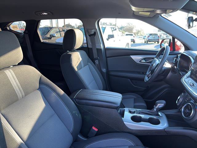 Used 2025 Chevrolet Blazer LT image 7