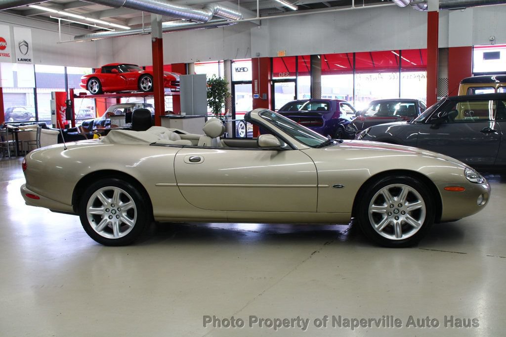 Used 2002 Jaguar XK8 Convertible RWD image 8