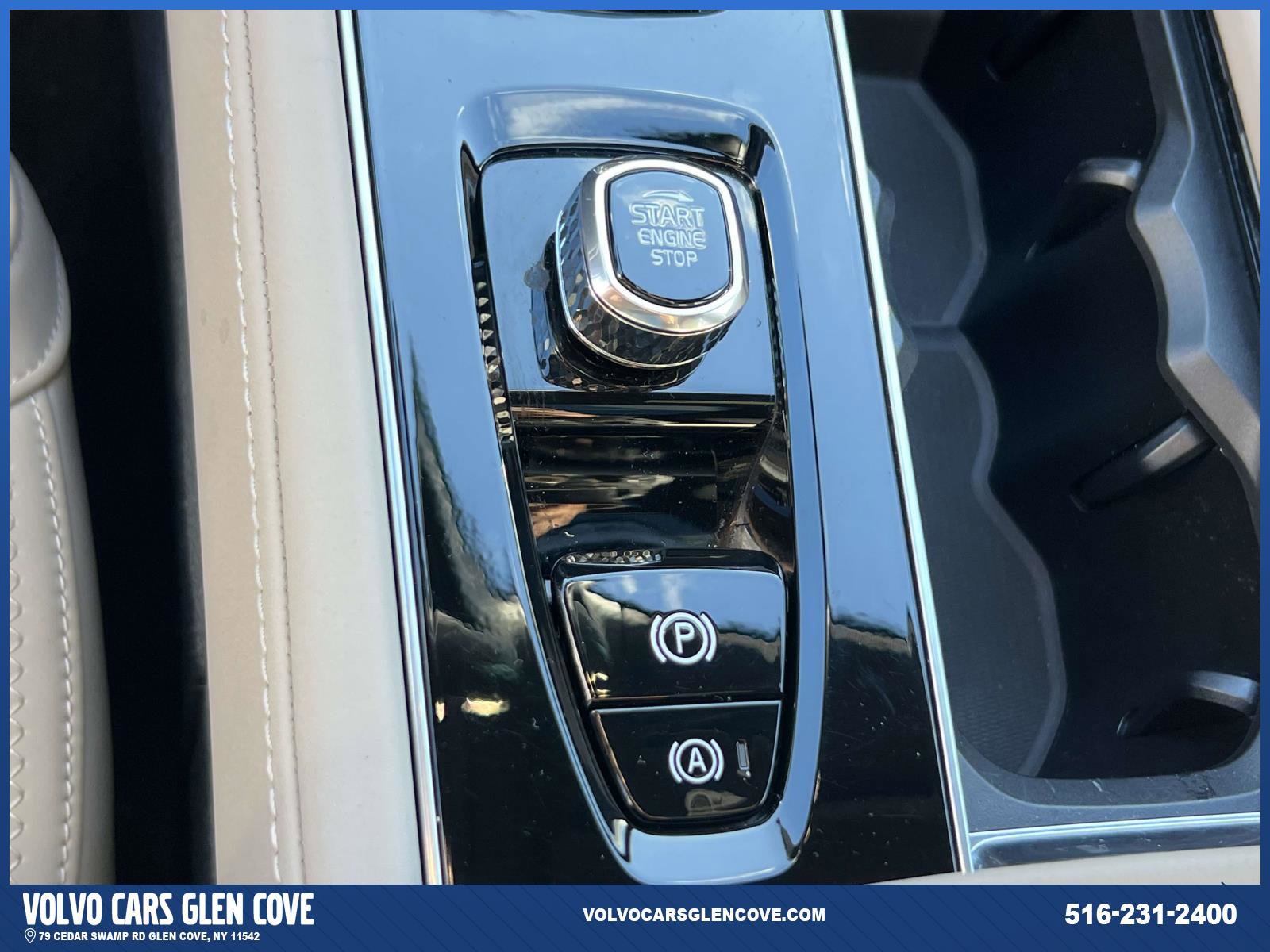 Used 2026 Volvo XC90 B6 Plus w/ Protection Package Premier image 32