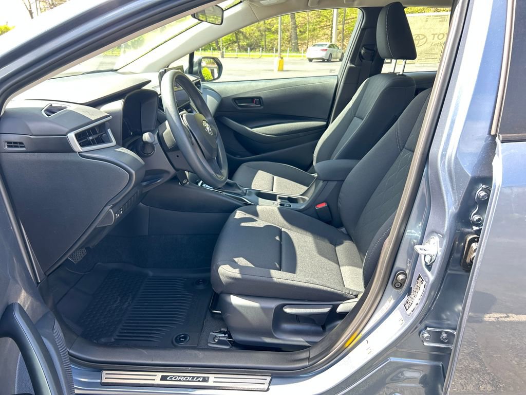 New 2026 Toyota Corolla LE FWD image 17