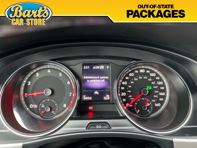 Used 2020 Volkswagen Atlas Cross Sport SE w/ Panoramic Sunroof Package FWD image 34