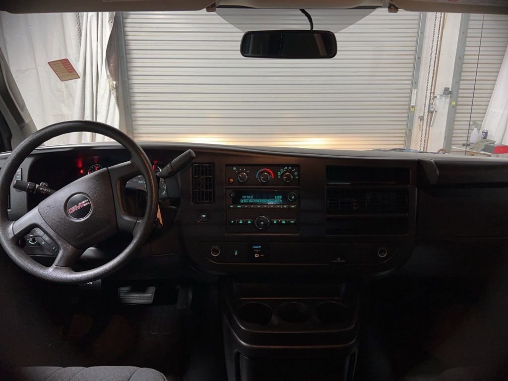 Used 2023 GMC Savana 2500 w/ Driver Convenience Package image 15