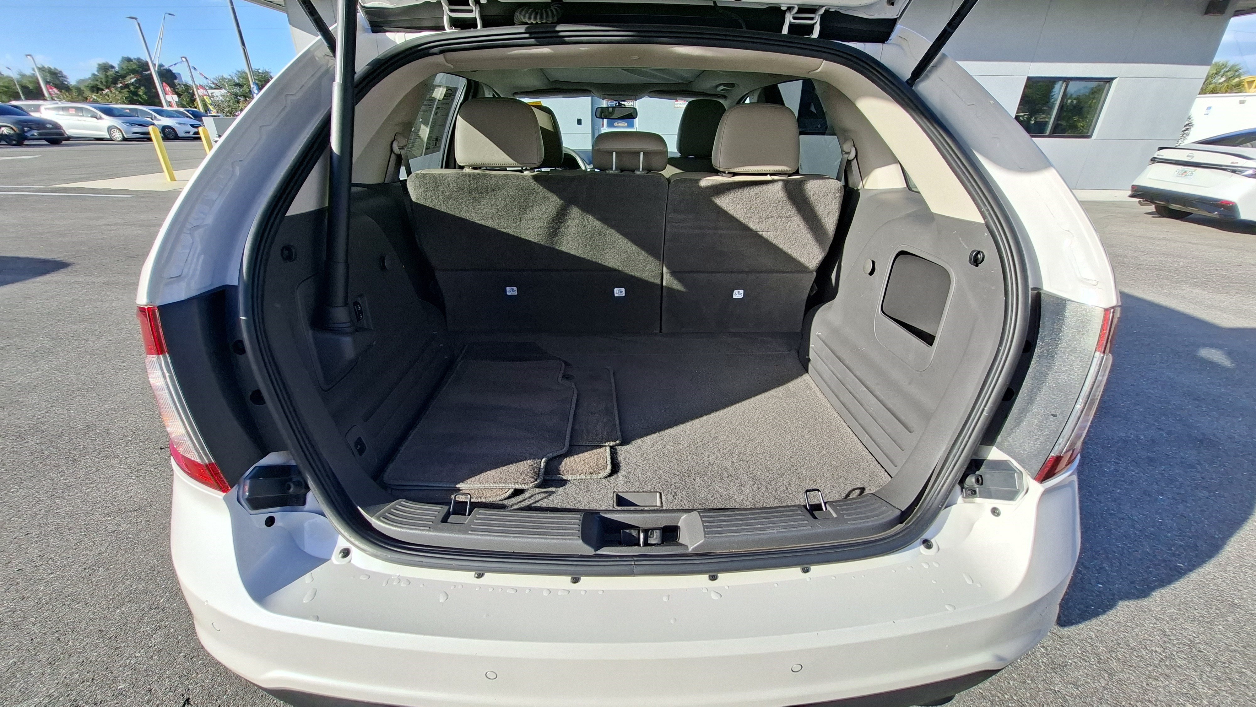 Used 2014 Ford Edge SEL w/ Equipment Group 205A FWD image 21