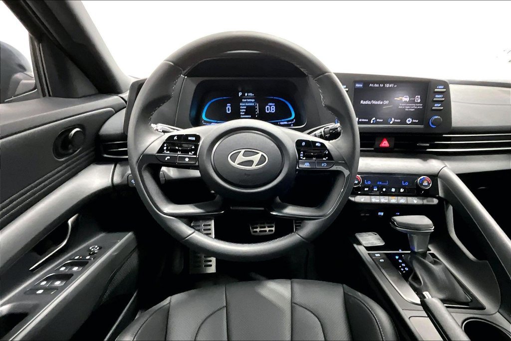 New 2026 Hyundai Elantra SEL Sport FWD image 12