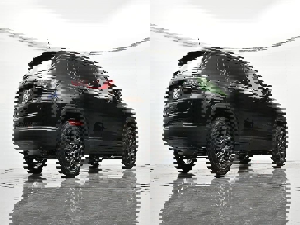 New 2026 Jeep Compass Latitude image 40