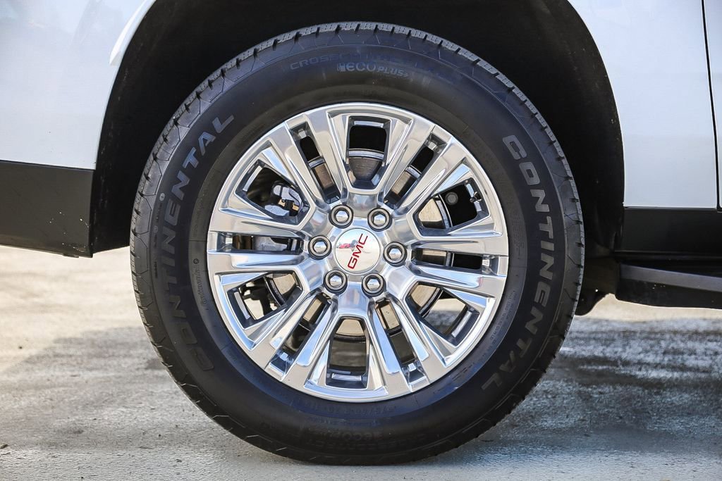 Used 2025 GMC Yukon XL Denali image 12