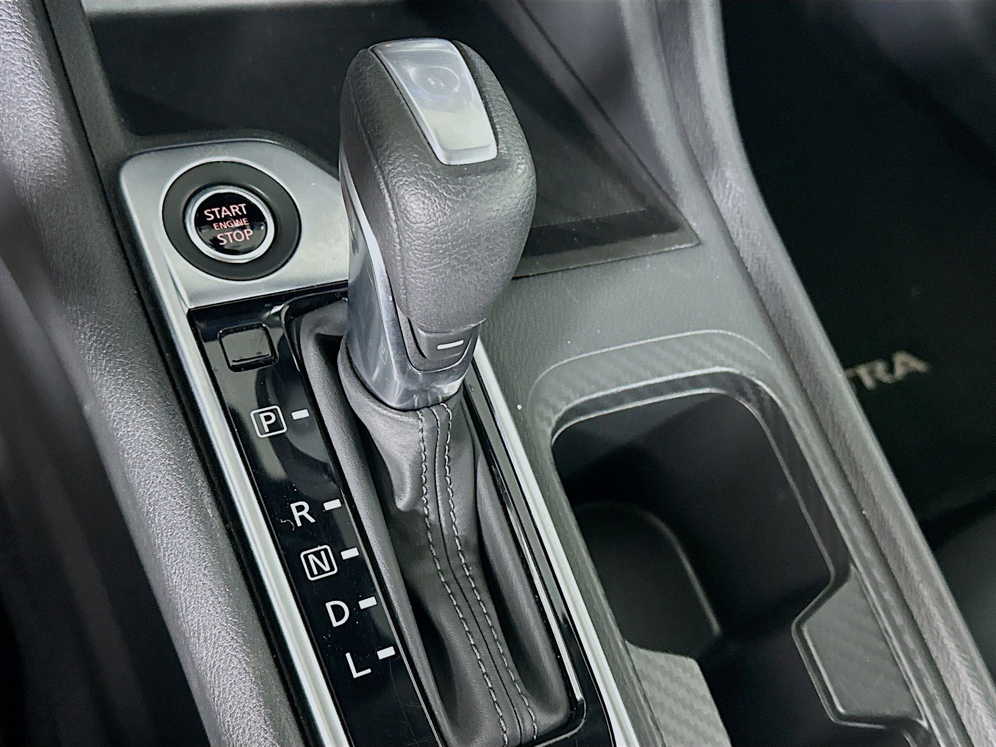 Used 2025 Nissan Sentra SV image 23