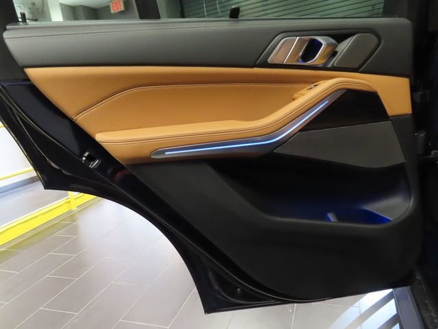 Used 2026 BMW X5 xDrive50e w/ Executive Package image 10