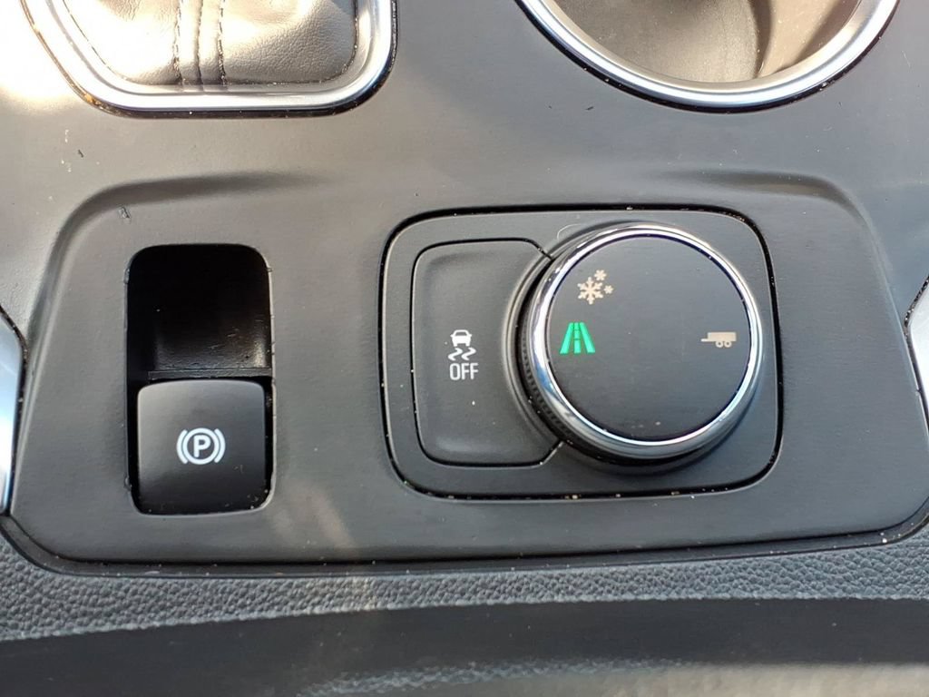 Used 2019 Chevrolet Traverse LT FWD image 20