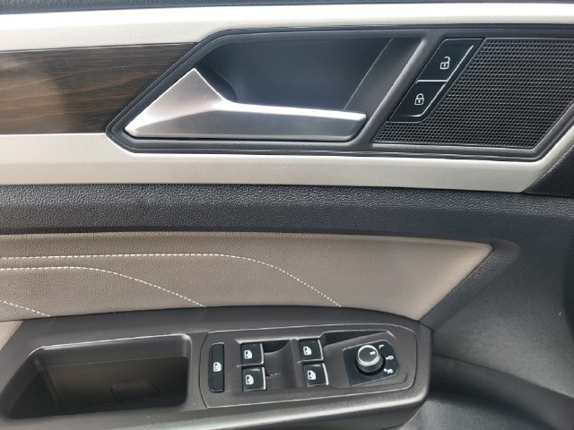 Used 2022 Volkswagen Atlas SE AWD/4WD image 14