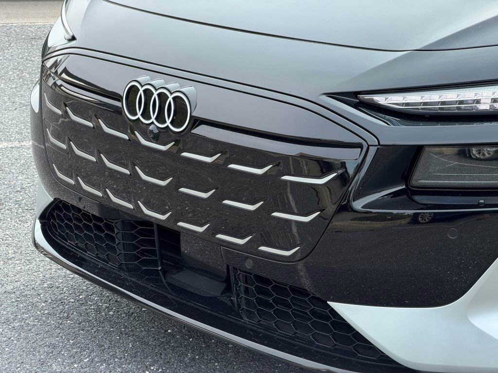 Certified 2025 Audi S6 e-tron Premium Plus w/ Premium Plus image 6