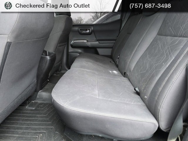 Used 2016 Toyota Tacoma TRD Off-Road w/ Towing Package image 20