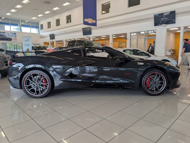 Used 2023 Chevrolet Corvette Stingray Premium Cpe w/ Z51 Performance Package RWD image 27