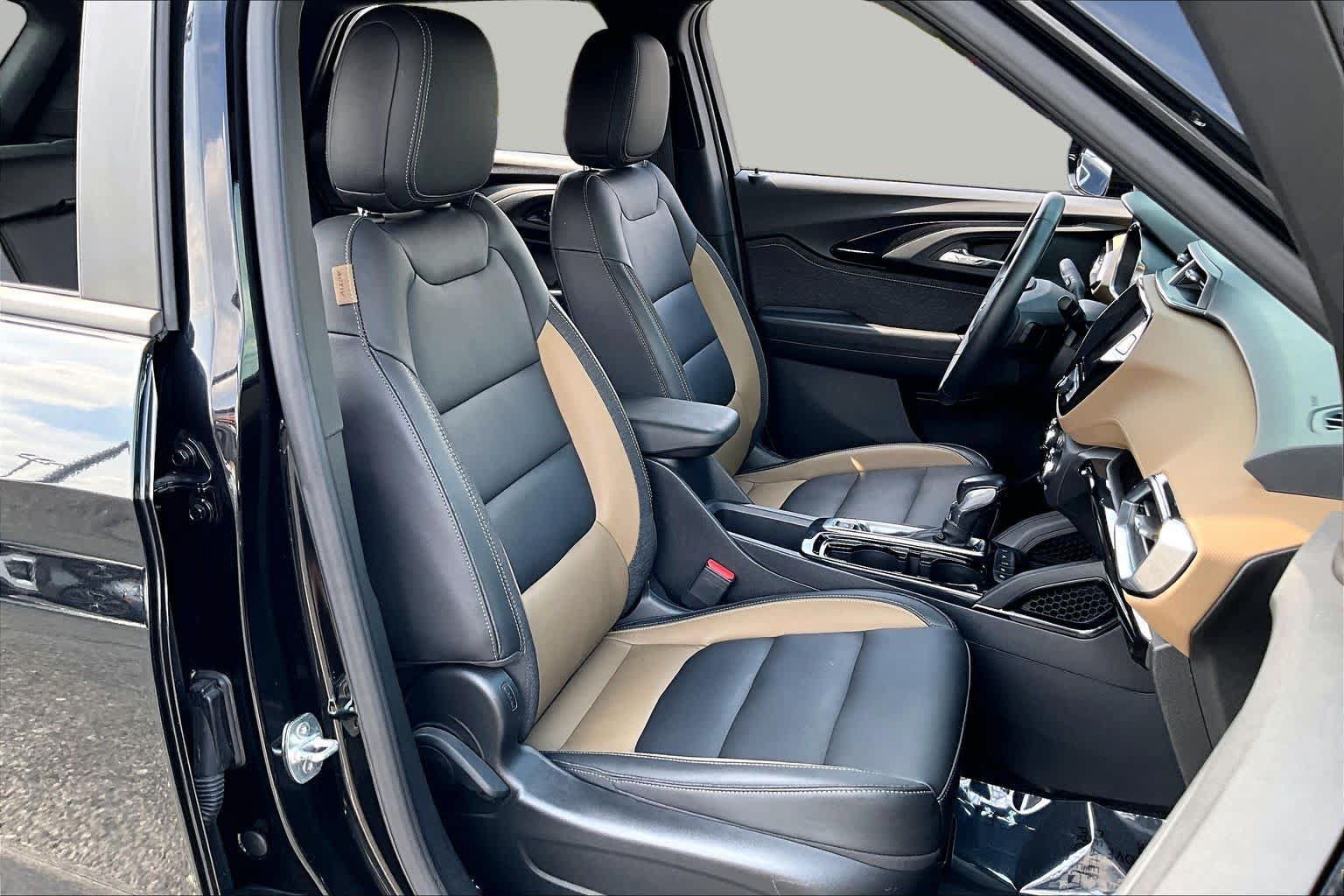 Used 2021 Chevrolet TrailBlazer ACTIV w/ Convenience Package FWD image 9