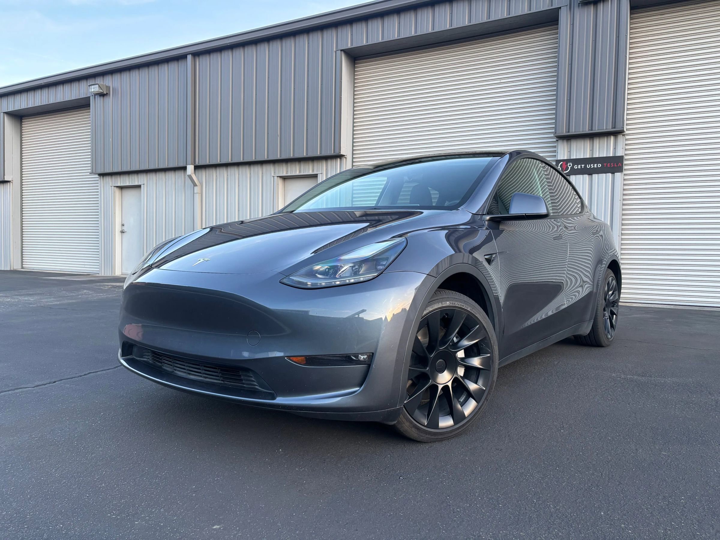 Used 2023 Tesla Model Y Long Range AWD/4WD image 4