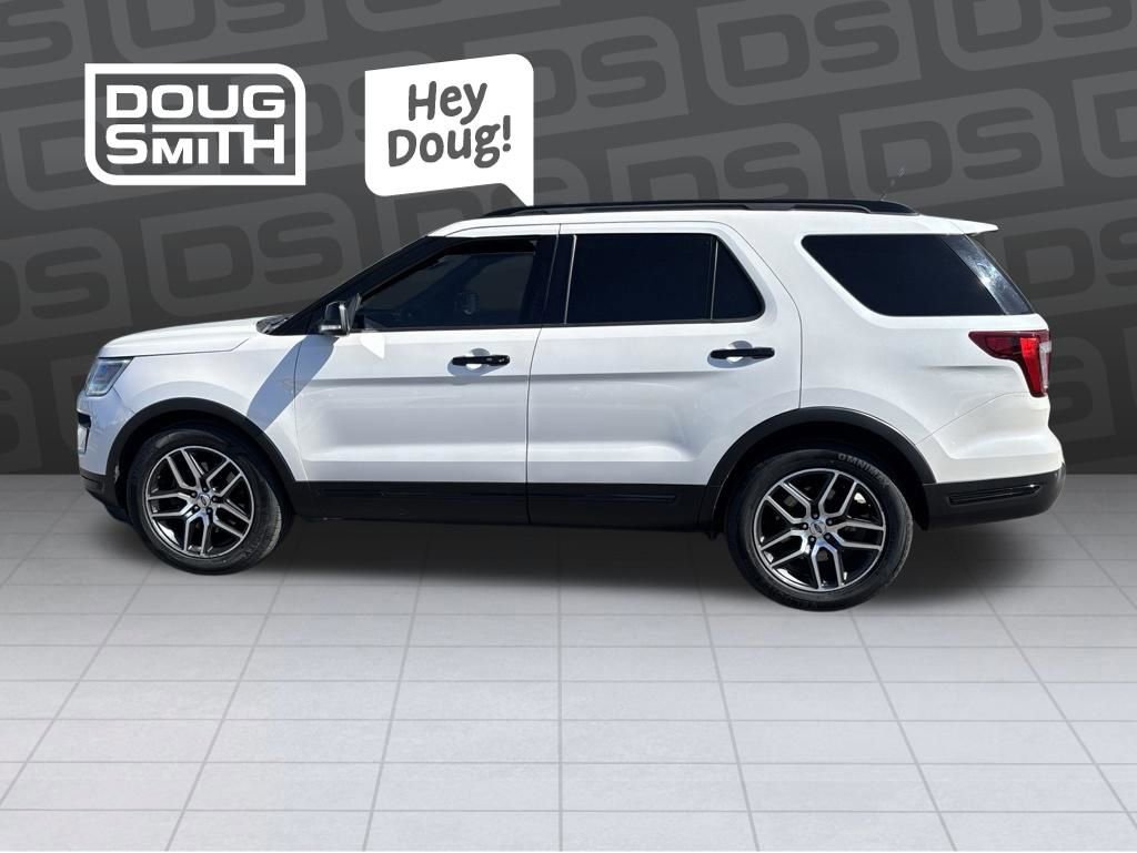 Used 2018 Ford Explorer Sport AWD/4WD image 2