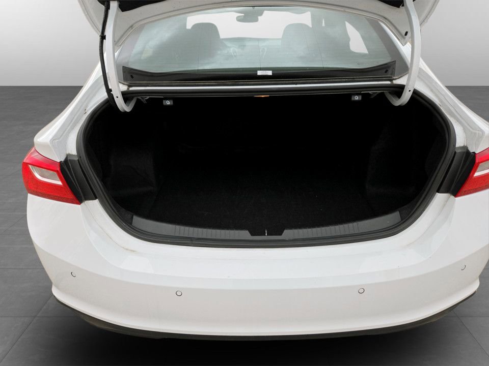 Used 2024 Chevrolet Malibu LT image 13