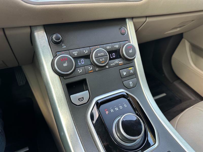 Used 2017 Land Rover Range Rover Evoque SE Premium AWD/4WD image 36