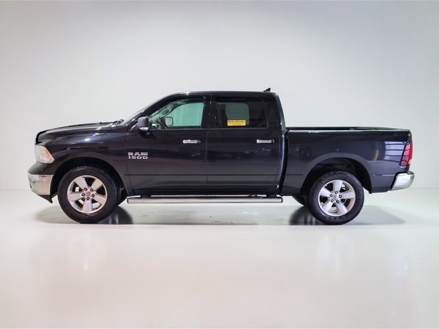 Used 2018 RAM 1500 Classic SLT w/ Luxury Group image 13
