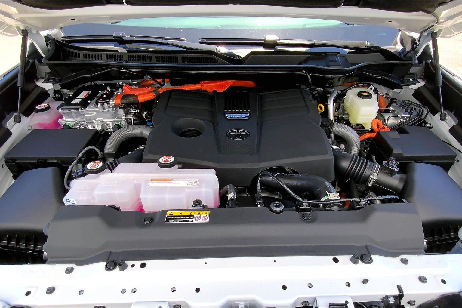 New 2026 Toyota Tundra Platinum AWD/4WD image 14