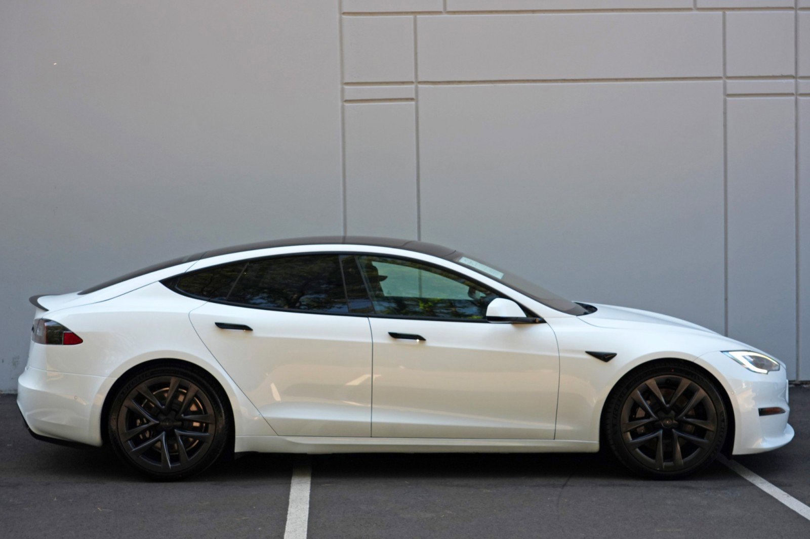 Used 2021 Tesla Model S Plaid AWD/4WD image 61