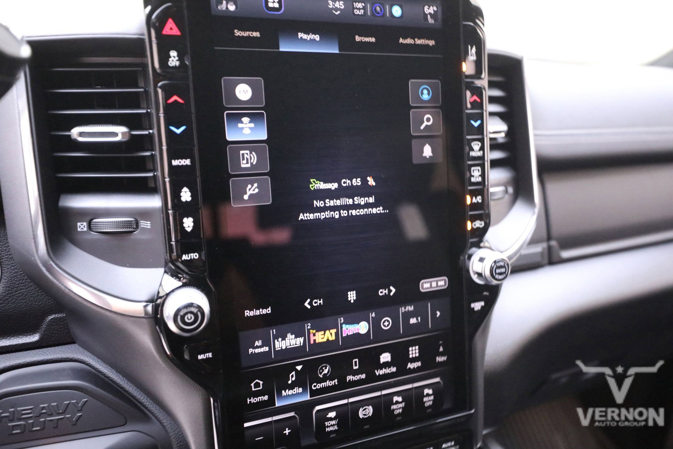 New 2025 RAM 3500 Laramie image 34