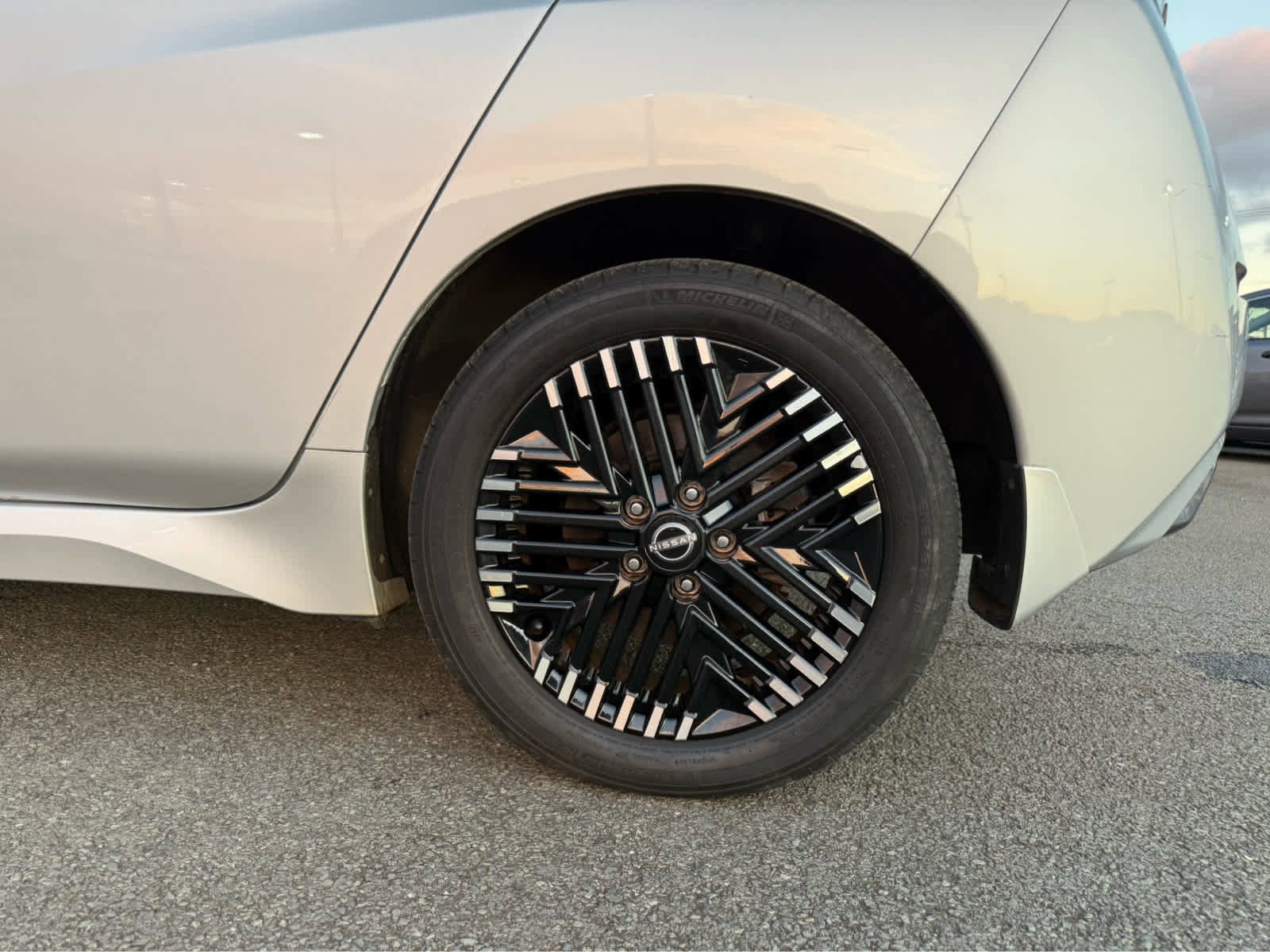 Used 2023 Nissan Leaf SV Plus image 5