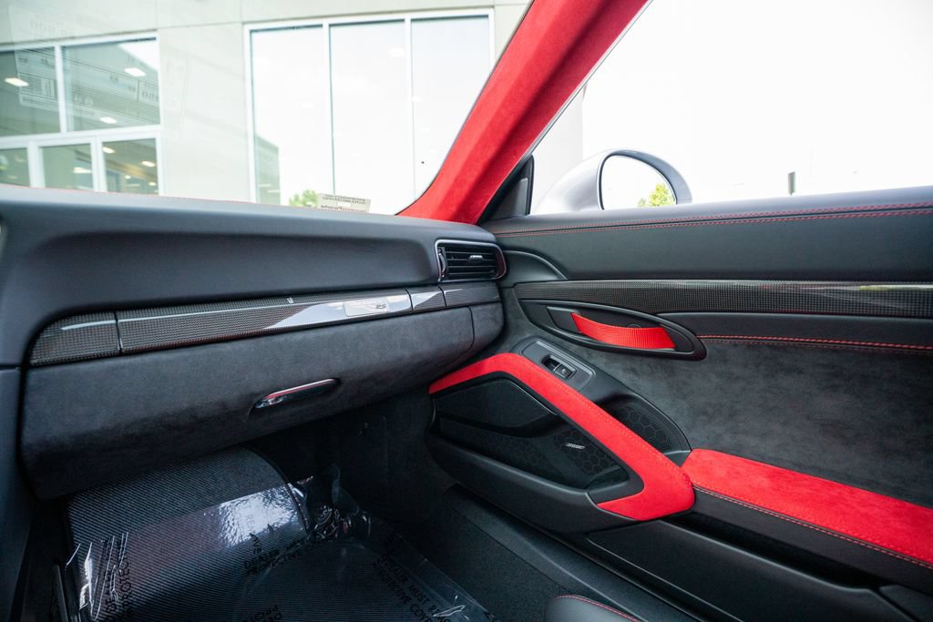 Used 2018 Porsche 911 GT2 RS RWD image 52