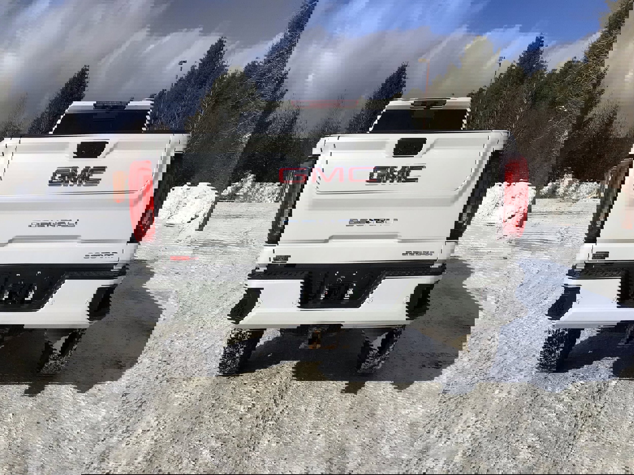 Used 2023 GMC Sierra 3500 Denali w/ Denali Ultimate Package image 6