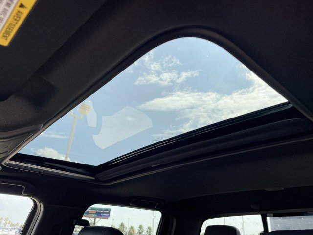 New 2025 Nissan Frontier PRO-4X w/ Pro Premium Package image 16