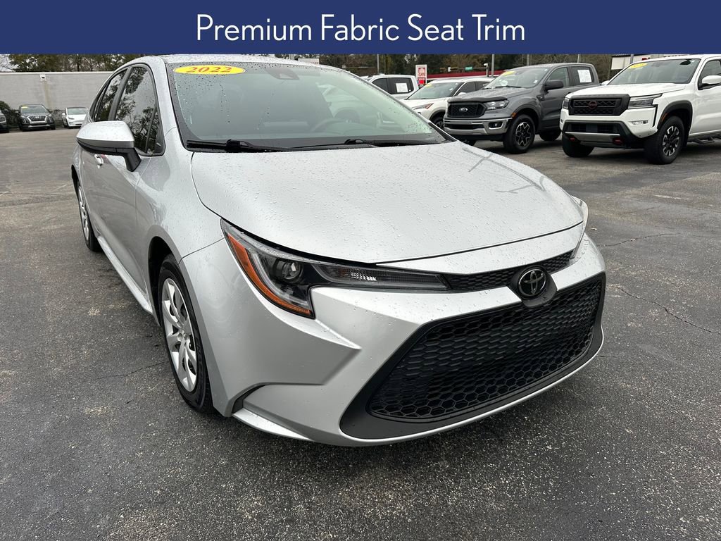 Used 2022 Toyota Corolla LE image 8