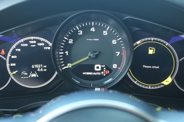 Certified 2023 Porsche Cayenne Platinum Edition w/ Assistance Package image 20