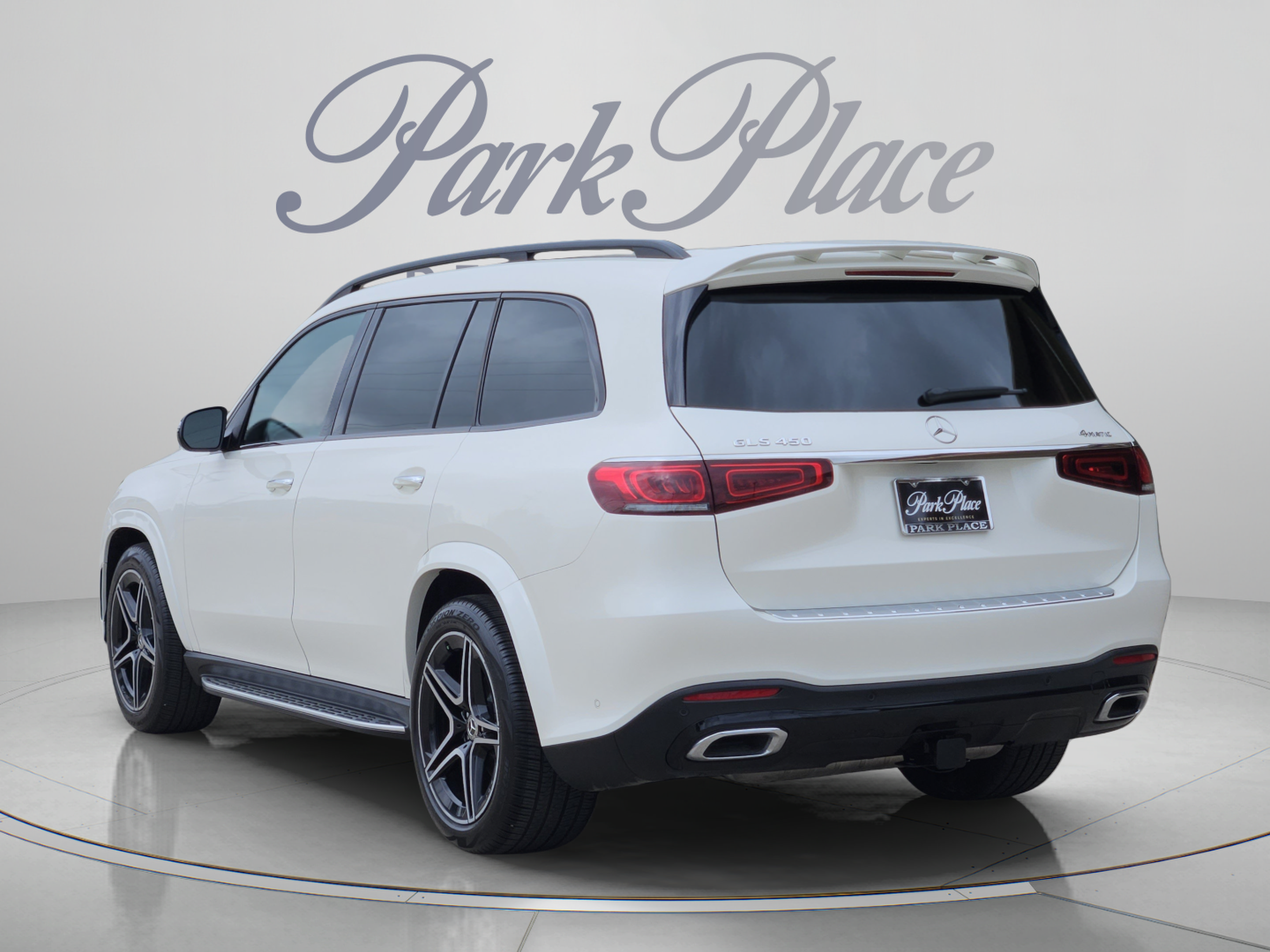 Used 2022 Mercedes-Benz GLS 450 4MATIC image 3