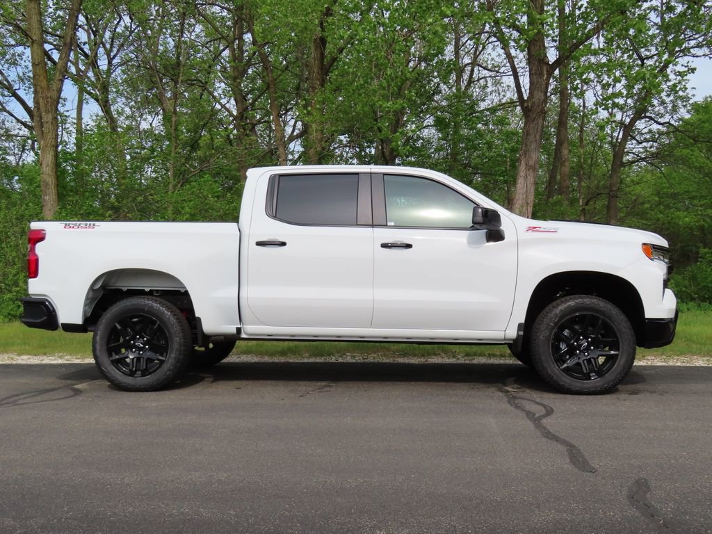 New 2026 Chevrolet Silverado 1500 LT Trail Boss w/ Convenience Package II AWD/4WD image 2