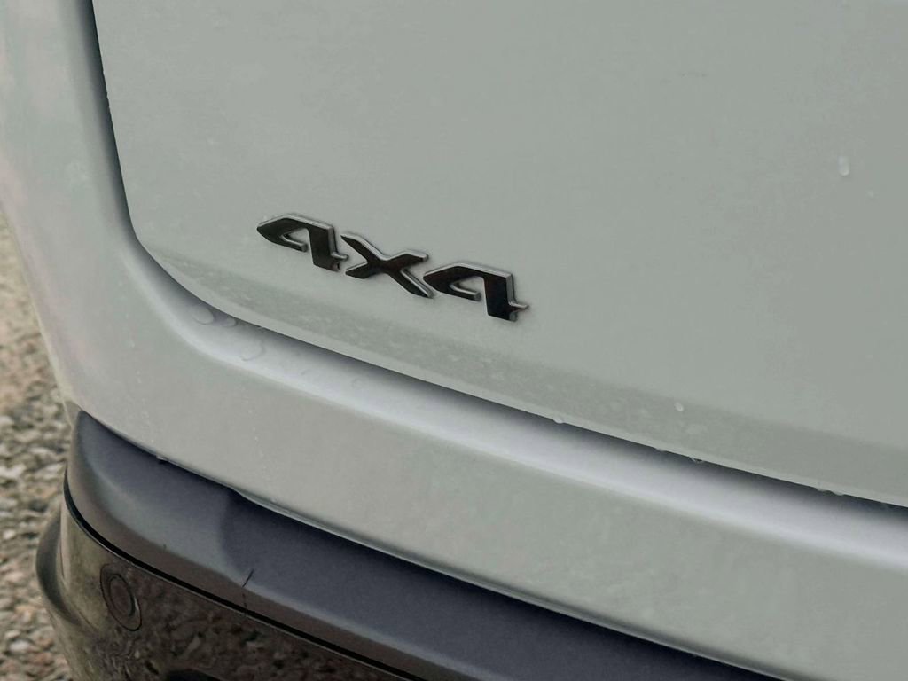 New 2026 Jeep Grand Wagoneer Limited w/ Premium Group II image 7