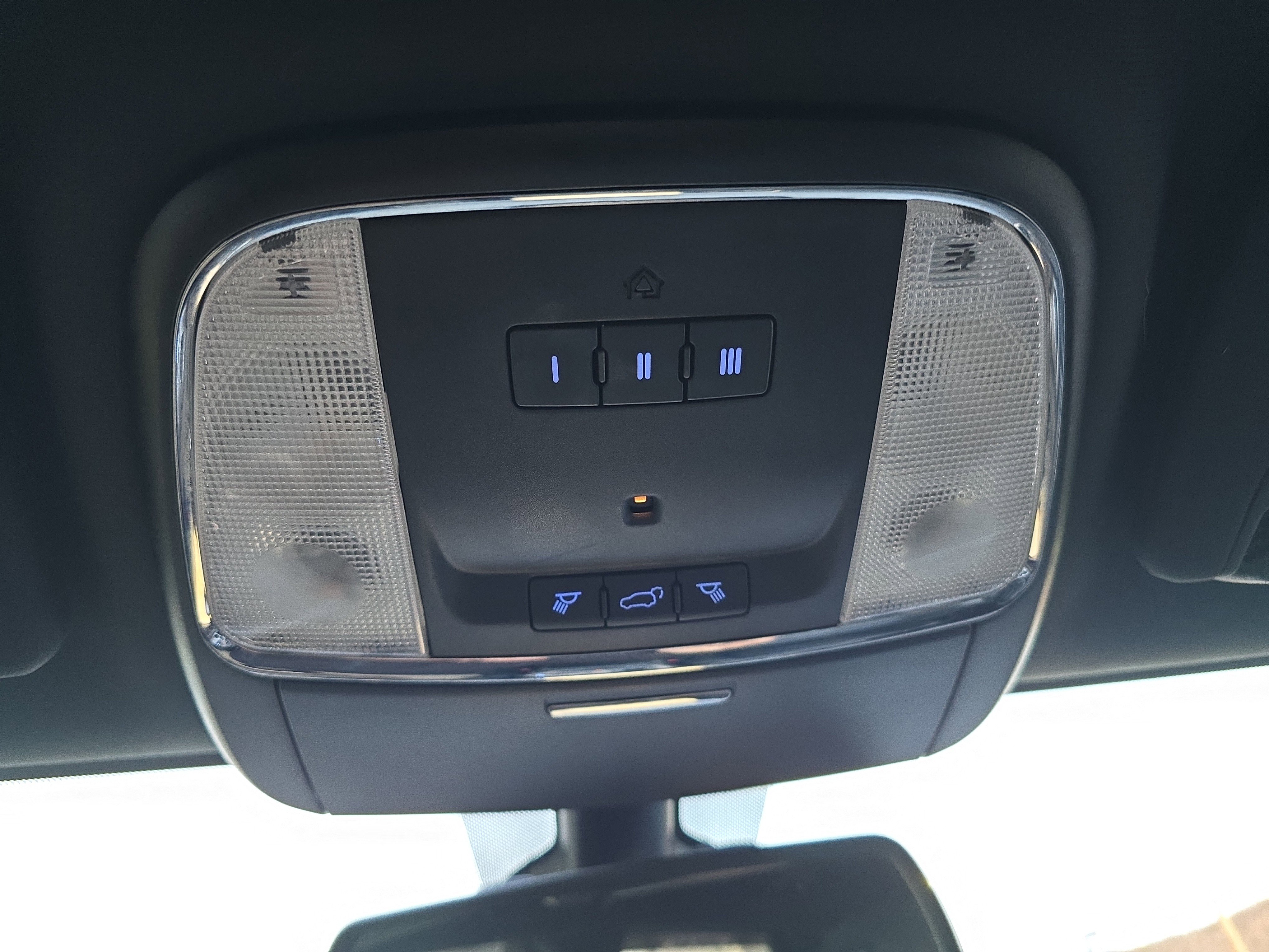 Used 2015 Jeep Grand Cherokee Limited image 34