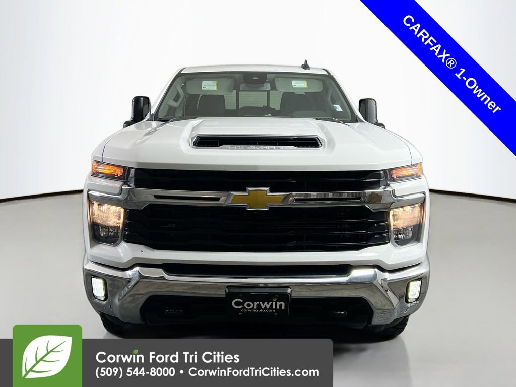 Used 2024 Chevrolet Silverado 2500 LT w/ All Star Edition image 4