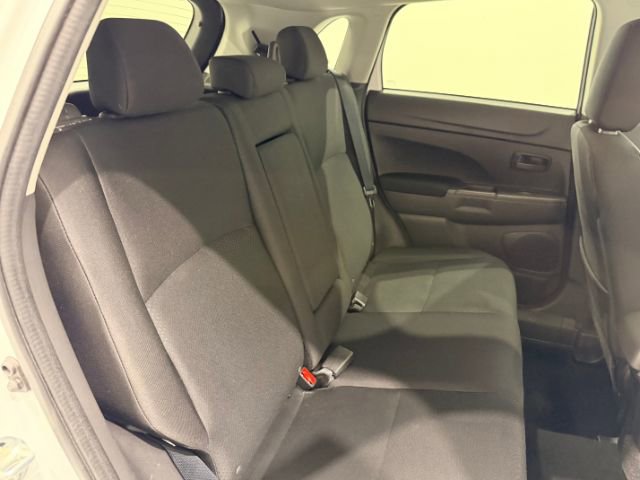 Used 2015 Mitsubishi Outlander Sport ES image 19