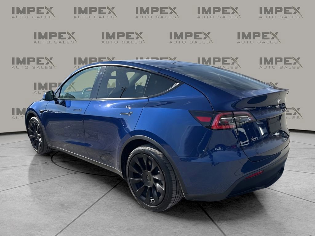 Used 2021 Tesla Model Y Long Range image 3