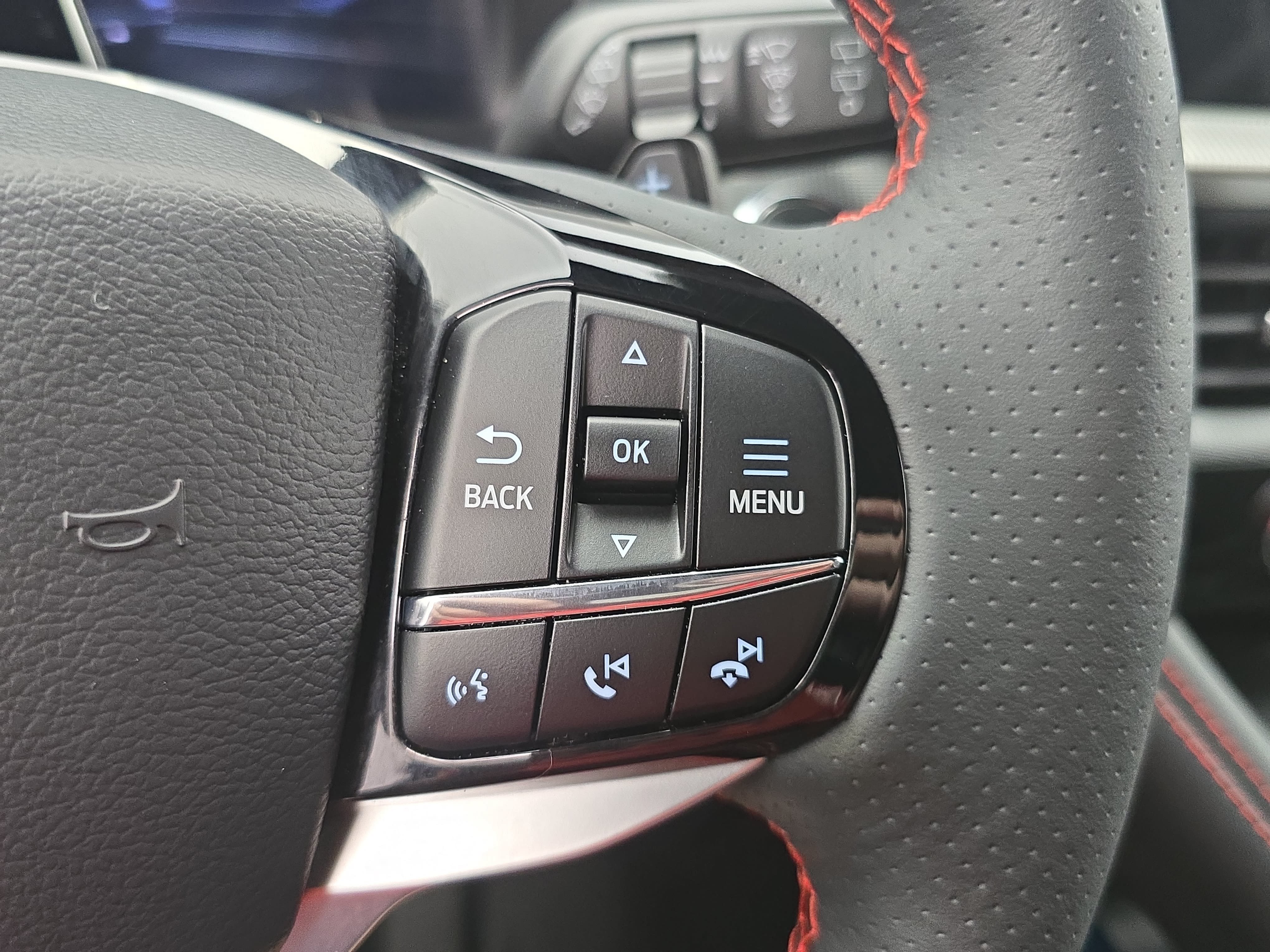Used 2026 Ford Explorer ST w/ Sun And Sound Package AWD/4WD image 19