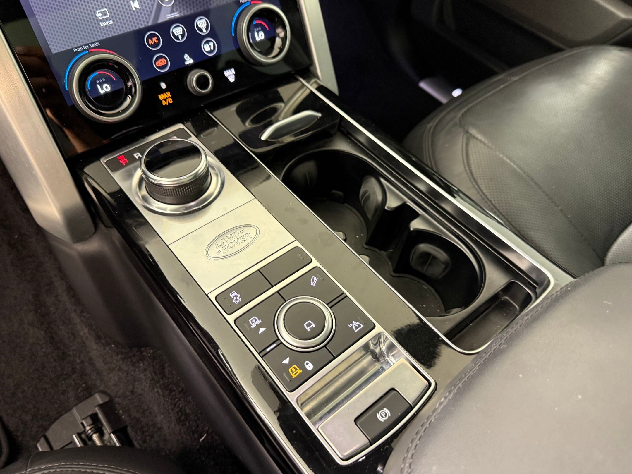 Used 2020 Land Rover Range Rover Long Wheelbase HSE AWD/4WD image 17