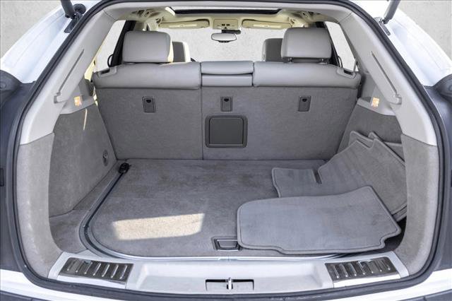 Used 2016 Cadillac SRX Luxury w/ Driver Awareness Package image 23