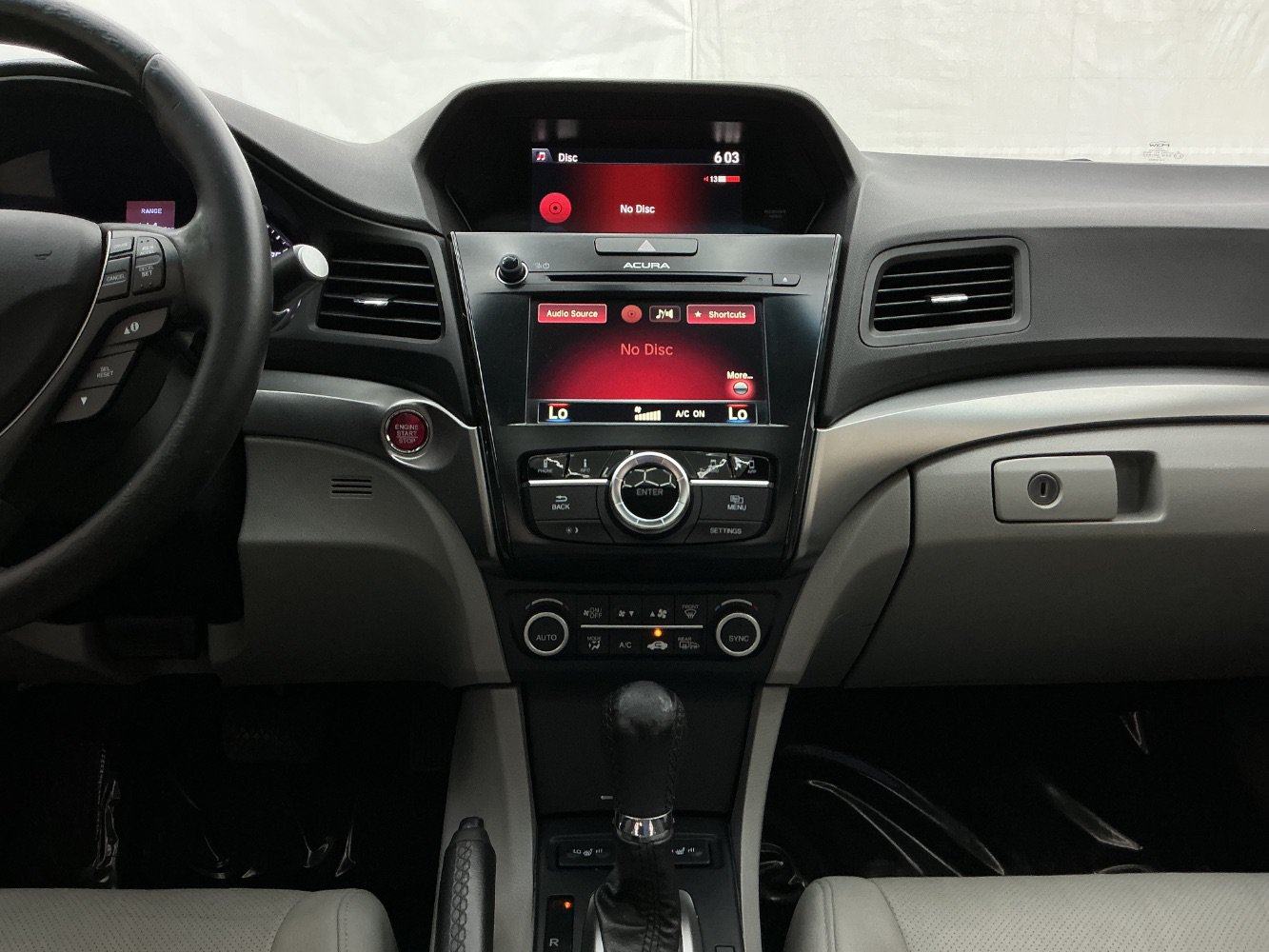 Used 2016 Acura ILX FWD image 30