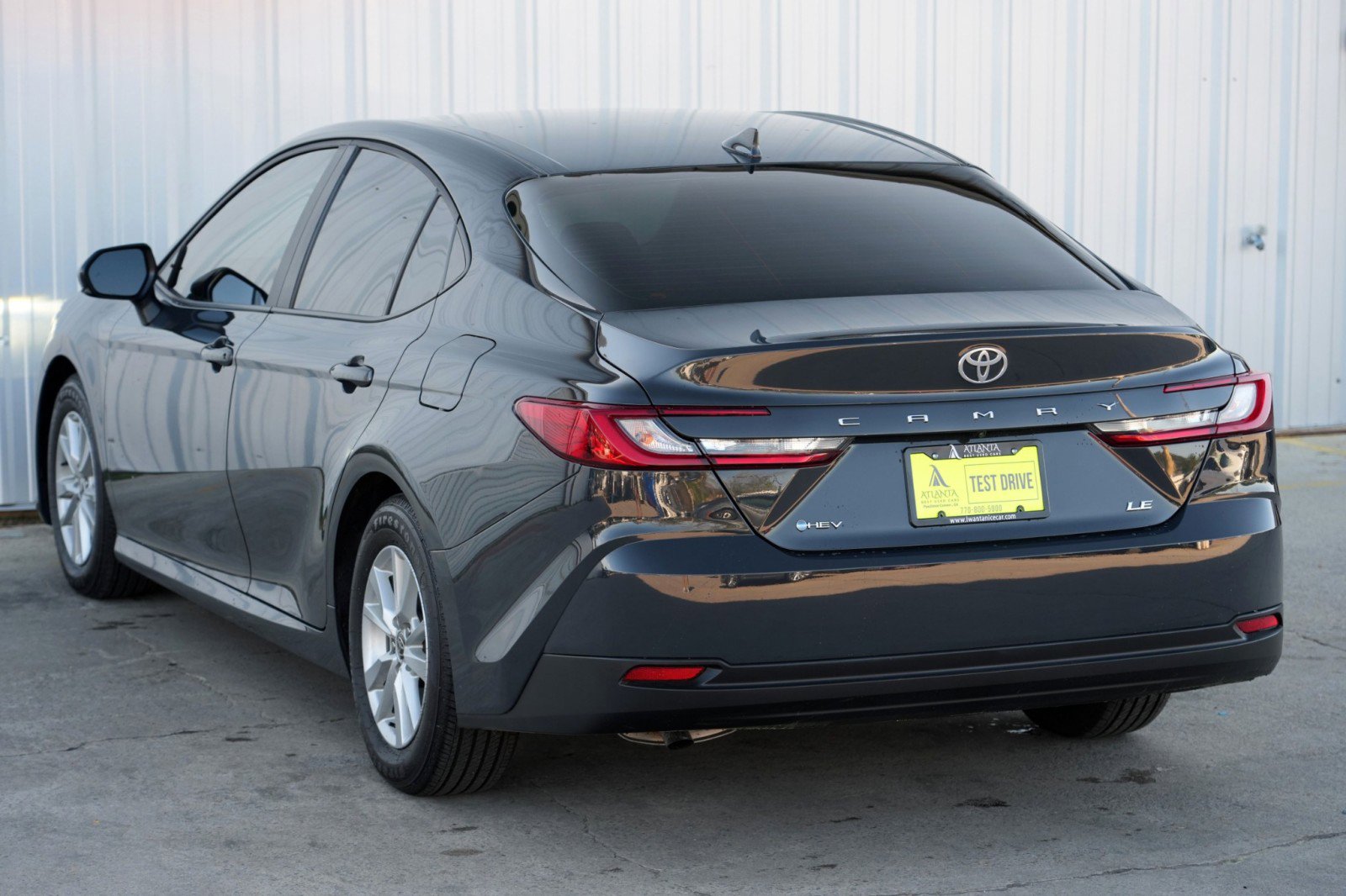 Used 2025 Toyota Camry LE image 46