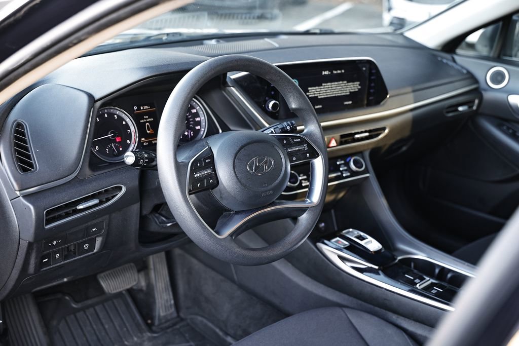 Used 2023 Hyundai Sonata SEL image 11