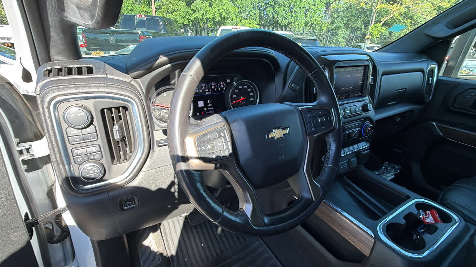 Used 2020 Chevrolet Silverado 2500 High Country w/ Technology Package image 10
