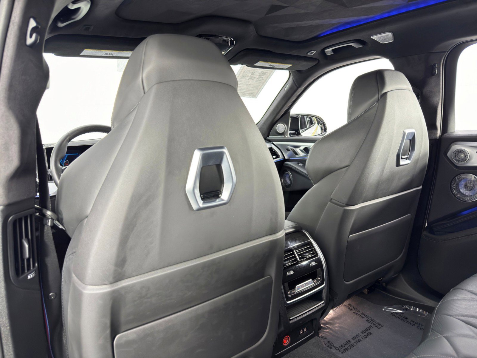 Used 2024 BMW XM AWD/4WD image 40