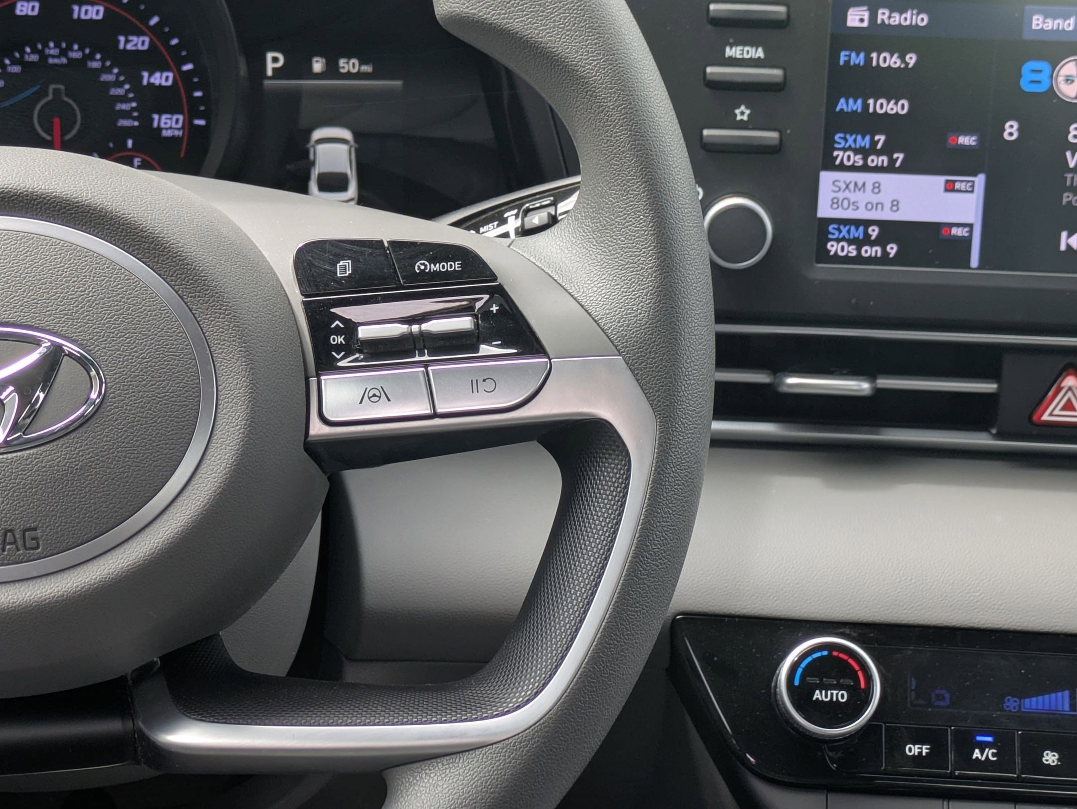 Certified 2023 Hyundai Elantra SEL FWD image 14